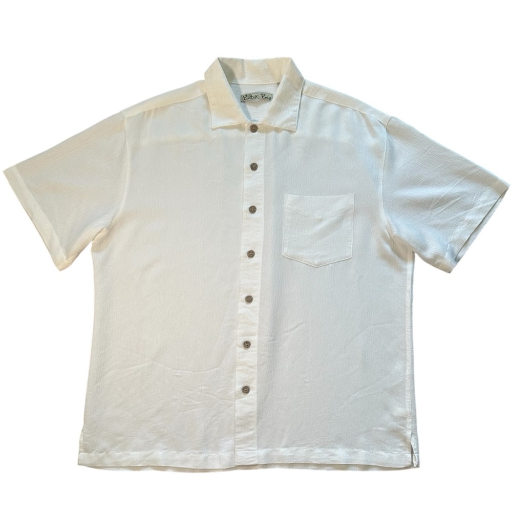 Batik Bay Men's White Button Down Shirt Short Sleeve Camp Collar Size Medium